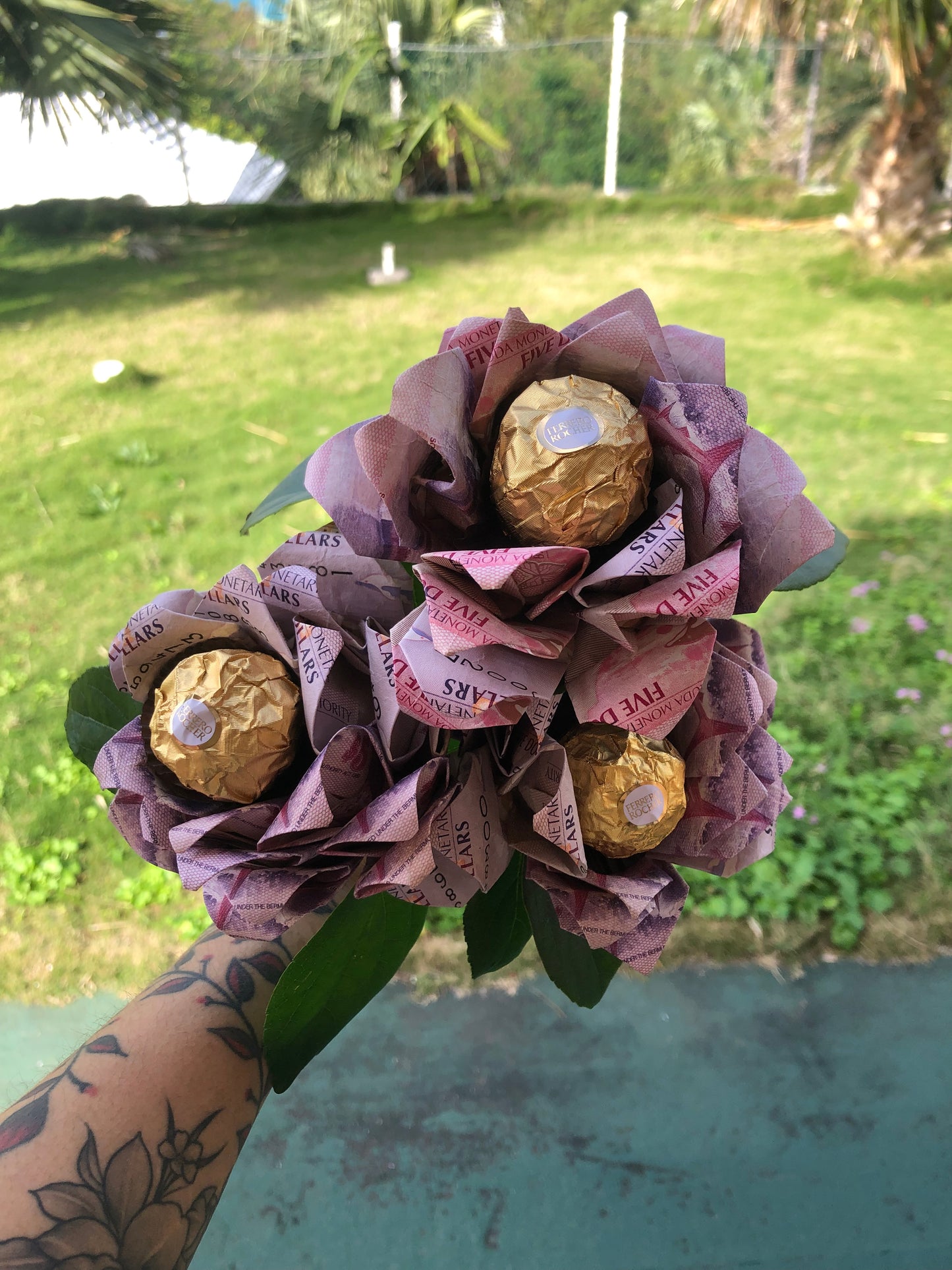Single Money Rose